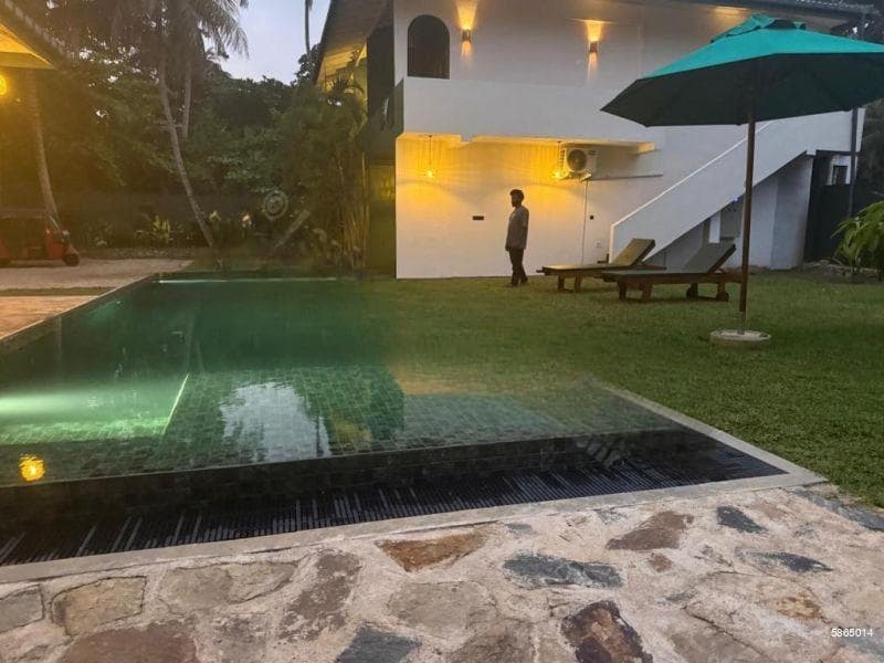 Newly Built 6 Bed AC Room Villa Beach & Swimming Pool in Habaraduwa Talpe - Suitable for 30+ pax Near Galle