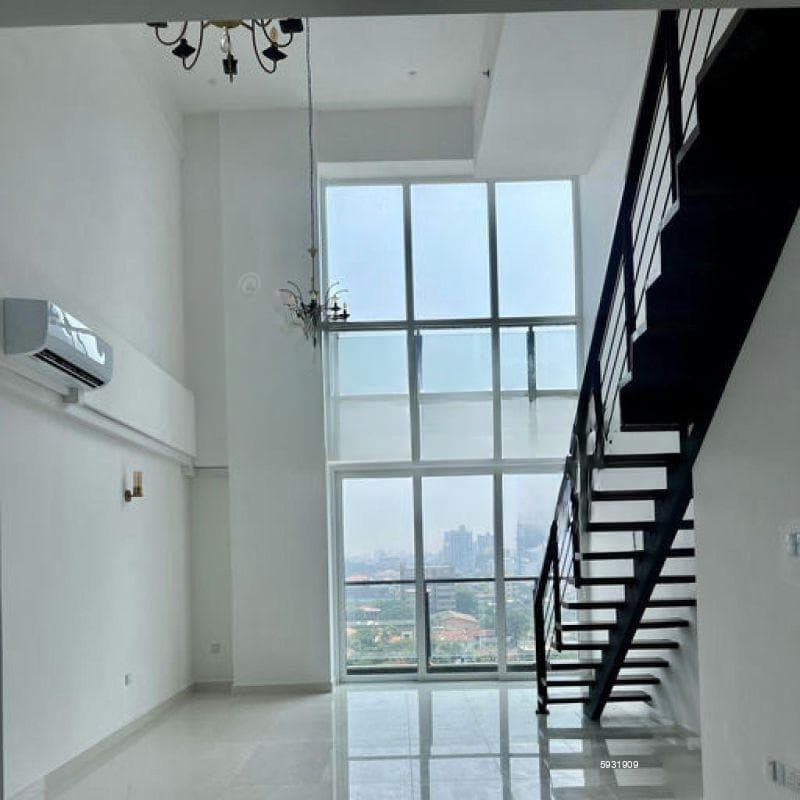 Cornwall - 04 Bedroom Unfurnished Duplex Apartment for Sale in Colombo 03 (A4493)