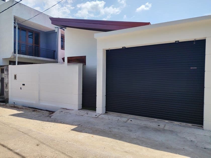 BRAND NEW SINGLE HOUSE FOR SALE IN KOTTAWA