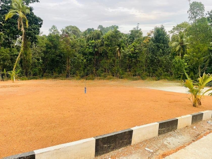 Kalagedihena Residential Land for Sale