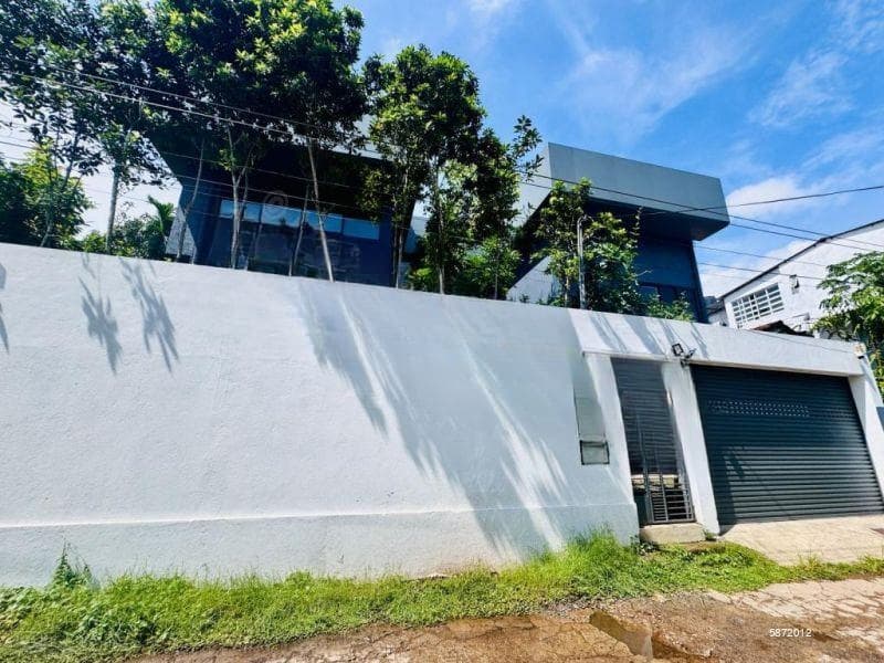 (SE1399)Luxury House for Sale in Rajagiriya – Kalapaluwawa