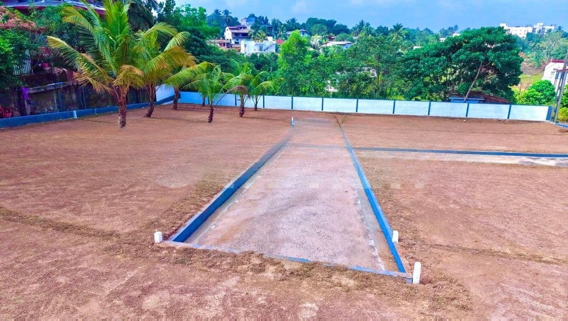Land For Sale In Athurugiriya