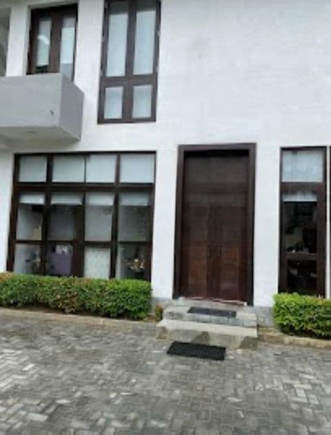 Beautifuly House for sale in Akuregoda, Battaramulla (C7-10303)