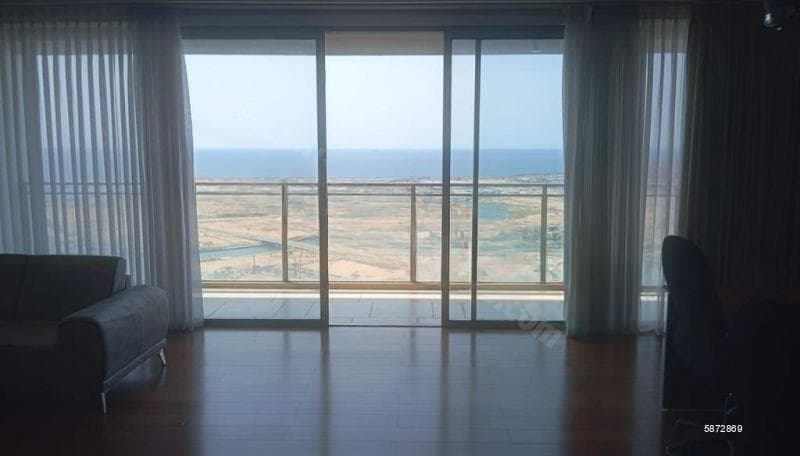 Luxury Apartment for Rent – Shangri-La East Tower (Higher Floor)