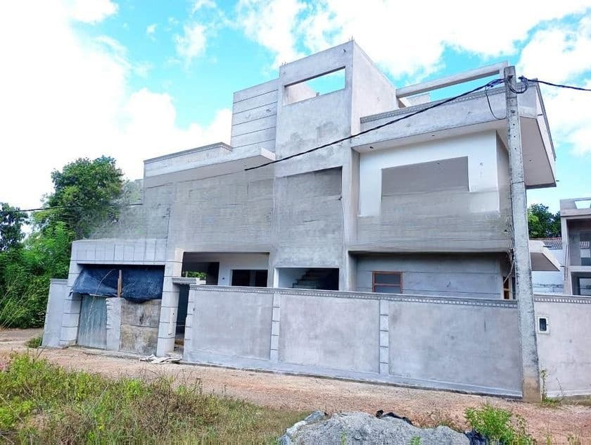 Partially Completed 75% Modern House for Sale Piliyandala (Gonamaditta)