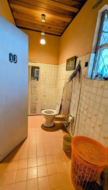 Nugegoda 14 Perch valuable Land with a 03 BedRoom Livable House for Sale