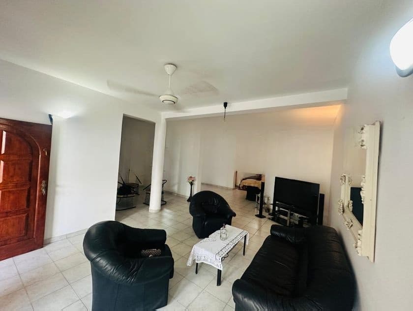 Dehiwala 04BR House For Sale (NK11390)