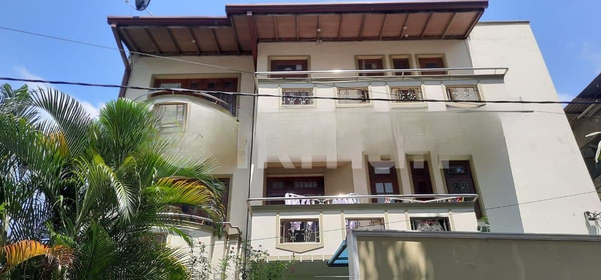 Three Story Luxury House For Sale in Dehiwala