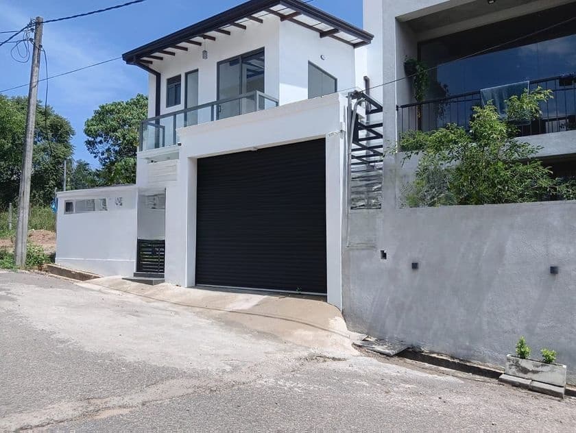 Modern 2 Story House for Sale in Piliyandala