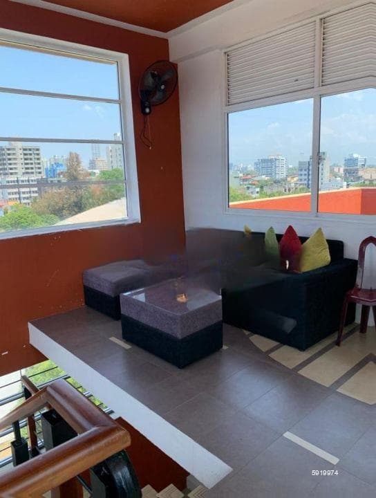 Office Space for Rent - Colombo 6, 2nd Building from Galle Road (Land Side) | LKR 150,000 Per Month (EM835)