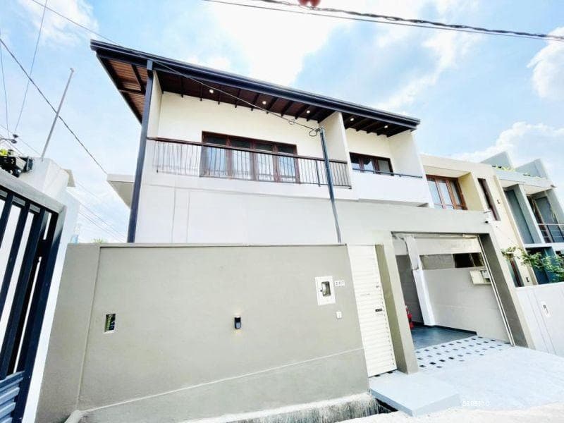 (SU480)🏡✨ Modern Two-Storey Luxury Home for Sale – Polgasowita, Piliyandala ✨🏡