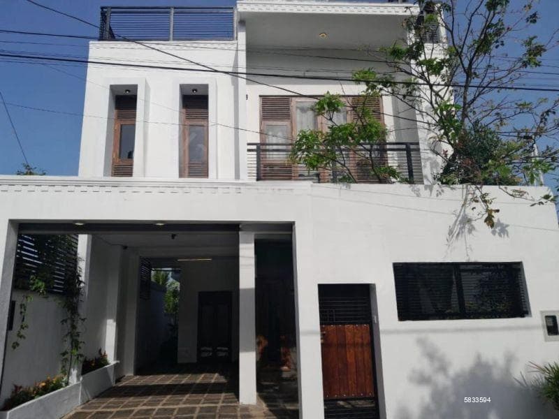 New House for sale in Kotte/Nugegoda