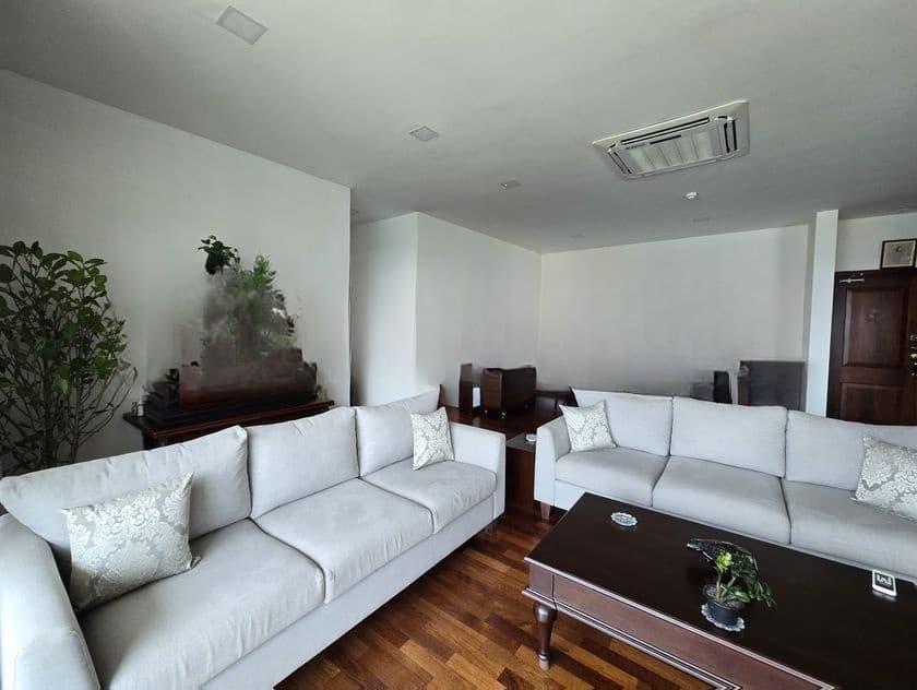 Apartment for Rent - Ultra-Luxury 4-Bedroom at , Colombo 07