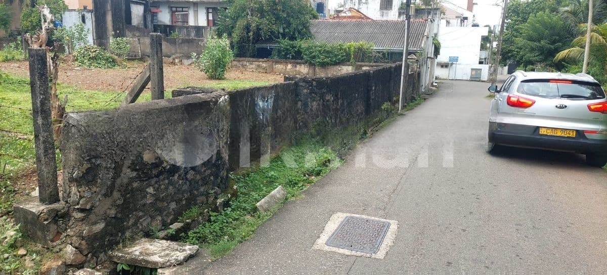 Colombo 08 Off Ananda Rajakaruna Mw 38.5 Perches of Land for Sale