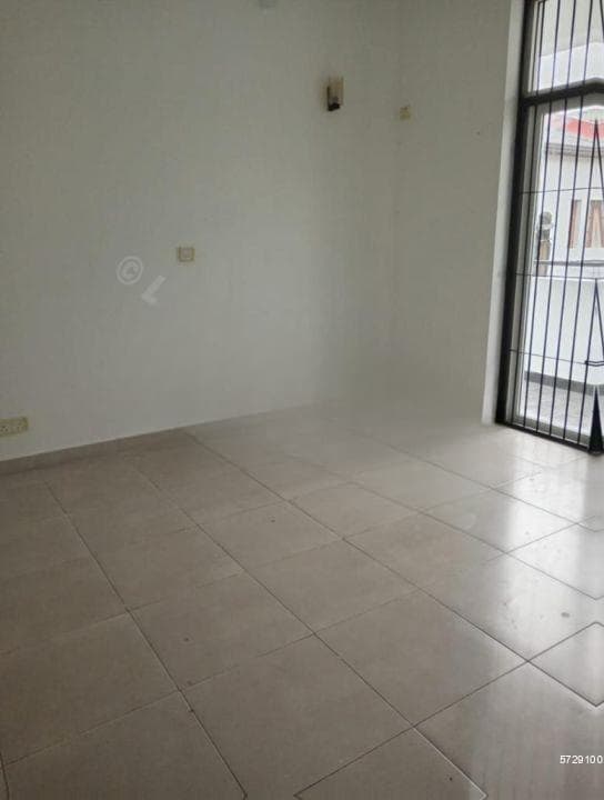 Three Story Commercial Property for Rent in Rajagiriya for Rs.350,000