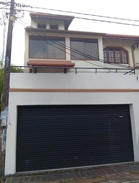Two House Mirihana