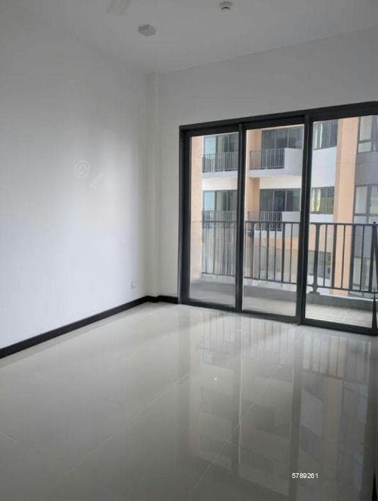 Tri-Zen - 02 Bedroom Unfurnished Apartment for Sale in Colombo 02 (A4825)-SOLD
