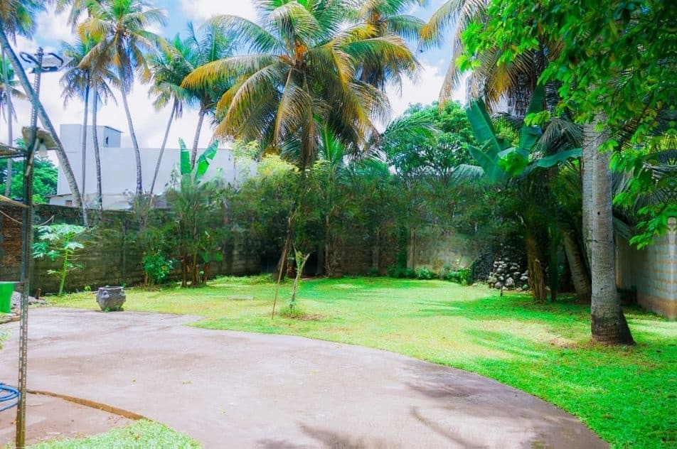 Land for Sale in Malabe LS589