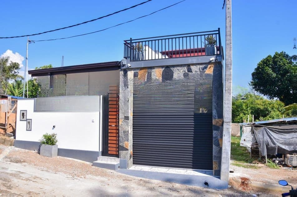 athurugiriya town house for sale