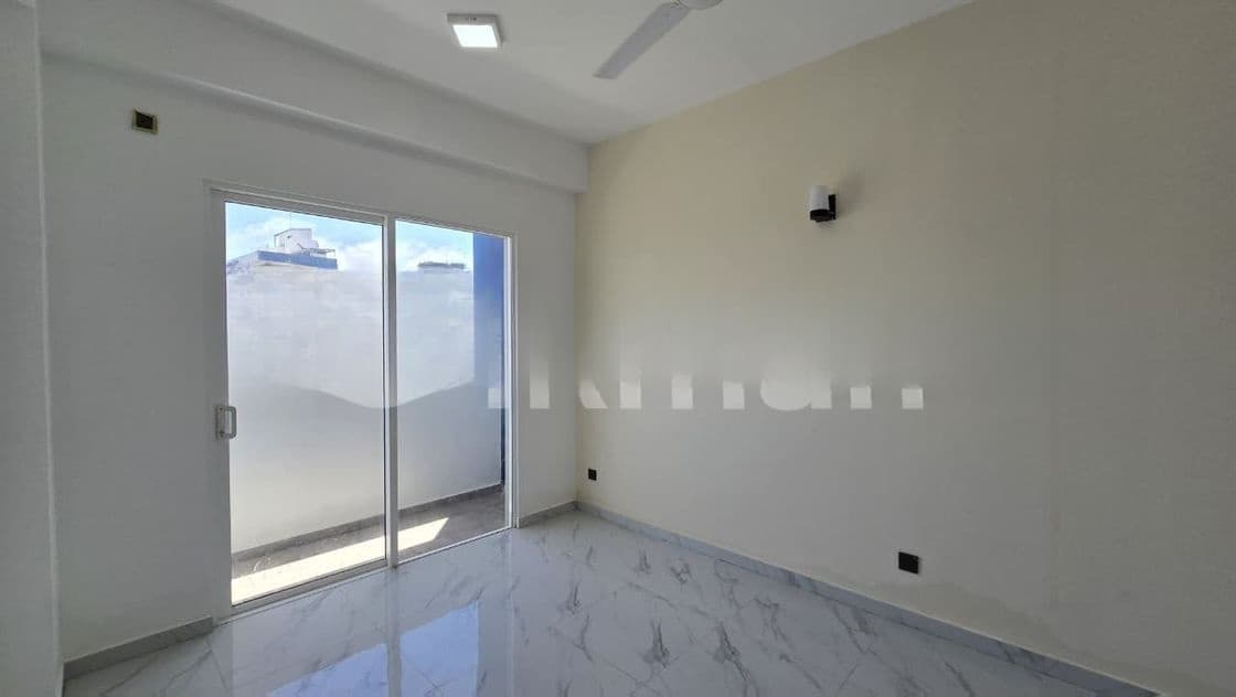 Royal Tower 04BR Duplex Apartment For Sale Colombo 6 (NK11448)