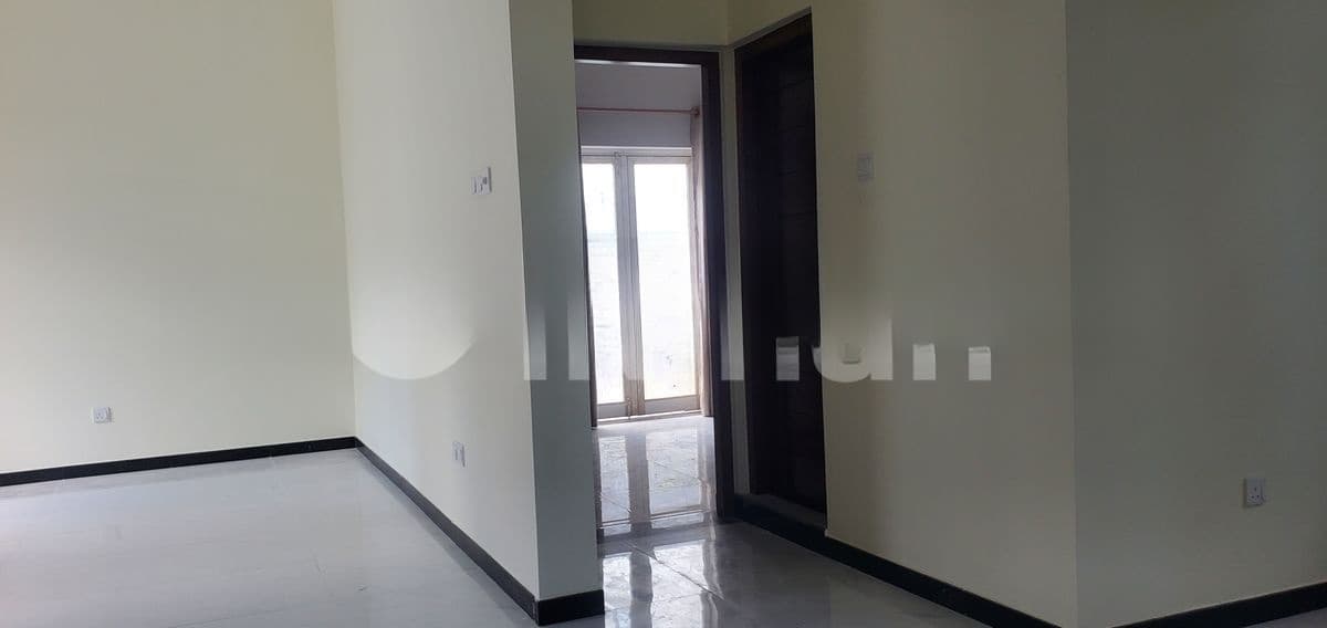 Unfurnished 2 Storeyed House for Rent in Kahathuduwa