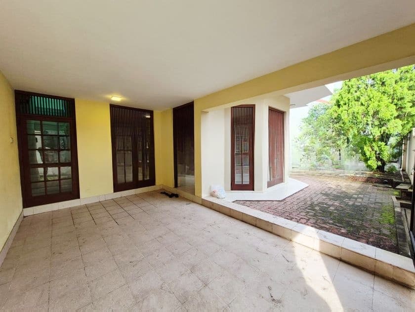 05BR Two Story House For Rent in Nawala.