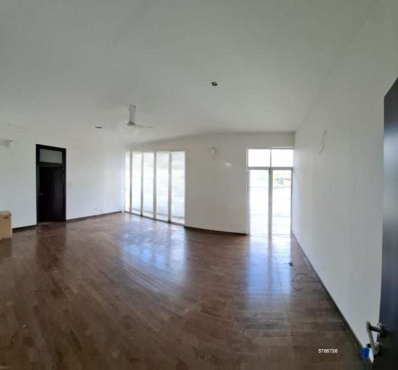 Commercial Space in the center of Colombo 3