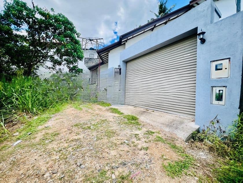 Modern Single Storey House for Sale in Athurugiriya