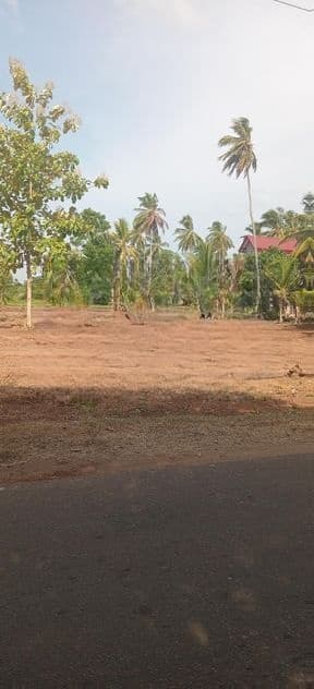 පුජා නගගරය ලගින්ම සින්නක්කර ඉඩමක්
