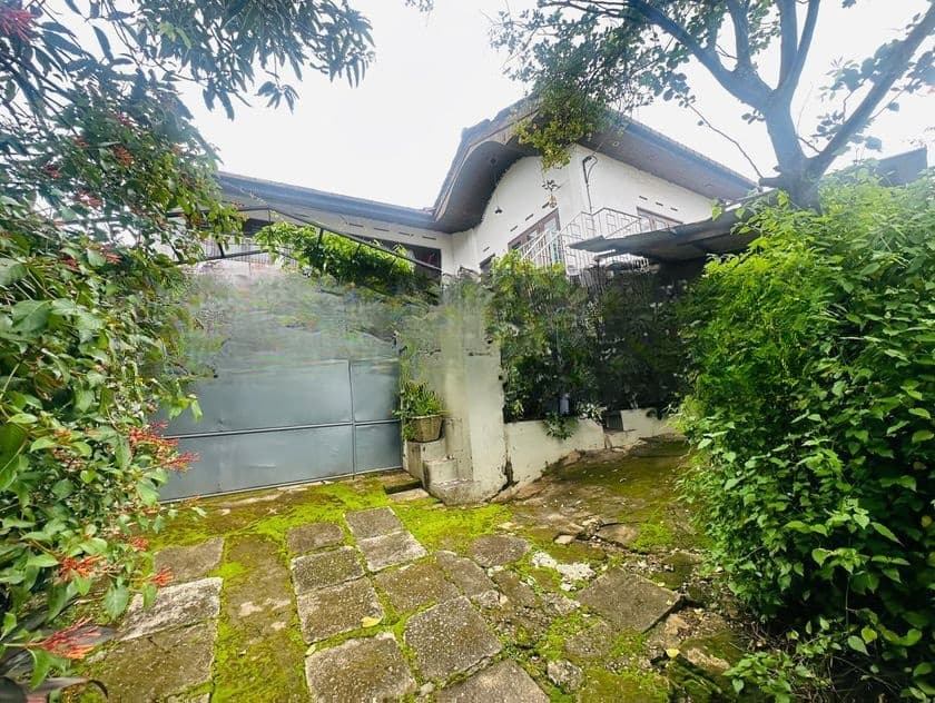 (ARN189) 33 P With 03 Houses SALE AT Angampitiya Road, ETHULKOTTE
