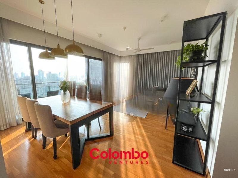 447 LUNA TOWER – 2 Room Fully Furnished Type C Above 15th Floor City View Luxury Apartment for SALE – Colombo 2