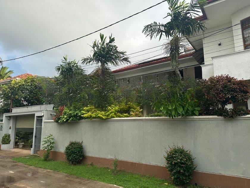 20perch 2story House for sale in Negombo