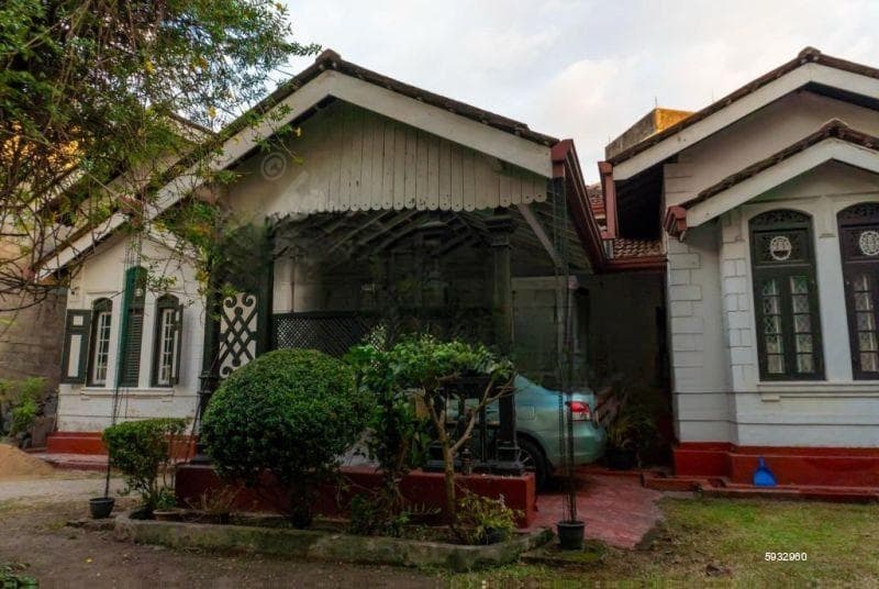 Commercial House/Closer to Maradana road/unfurnished/for rent in Colombo-10/Maradana.