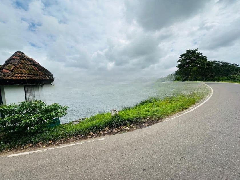 (AFA136) Facing Talangama Lake 20 P Land Battramulla