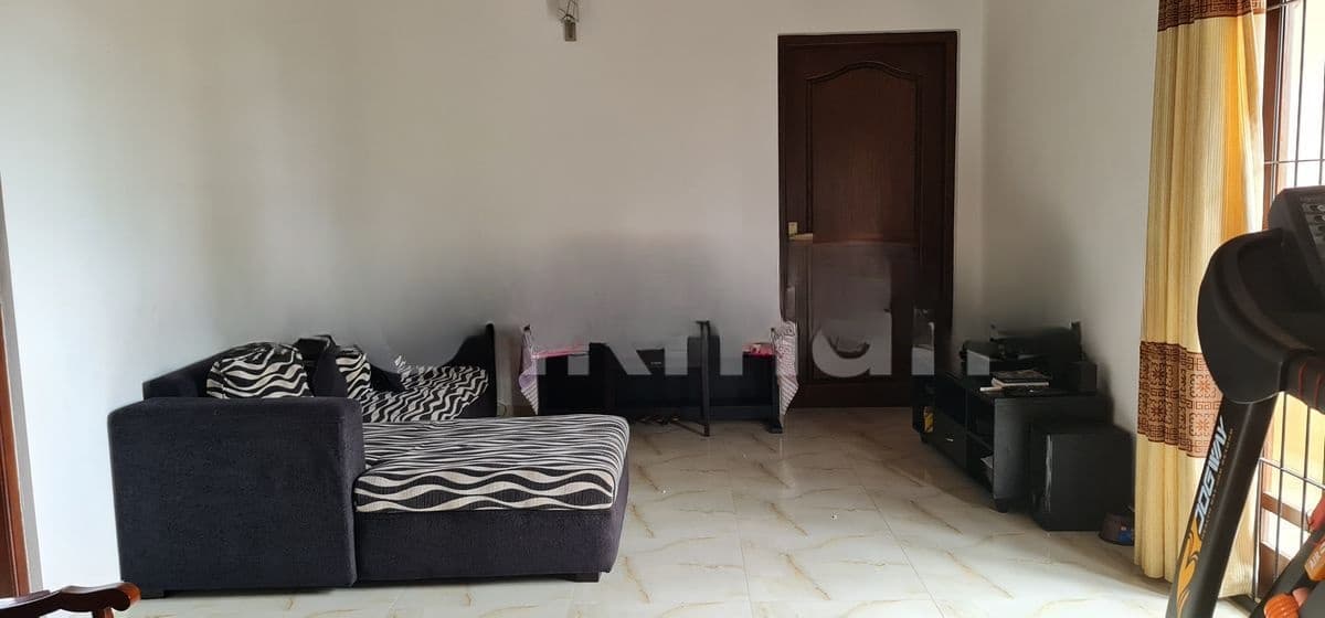 4 Bed 3 Bathrooms House for Sale in Maharagama