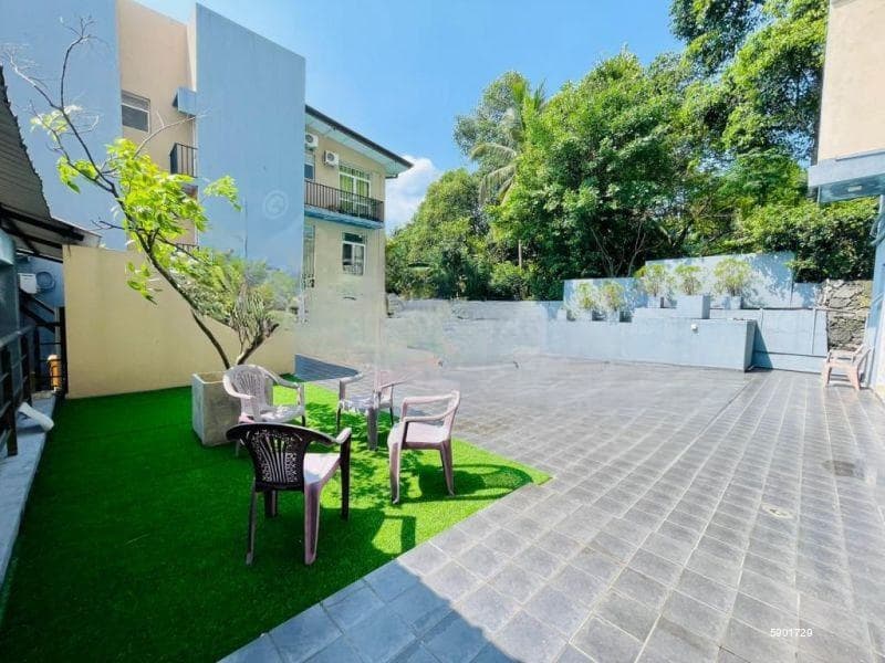 Apartment for sale in Thalawathugoda