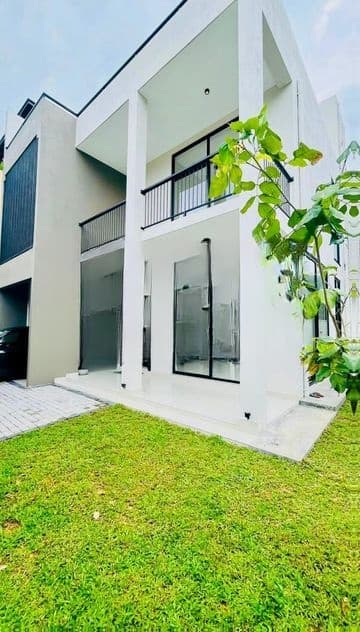Luxury New House for Sale in Athurugiriya
