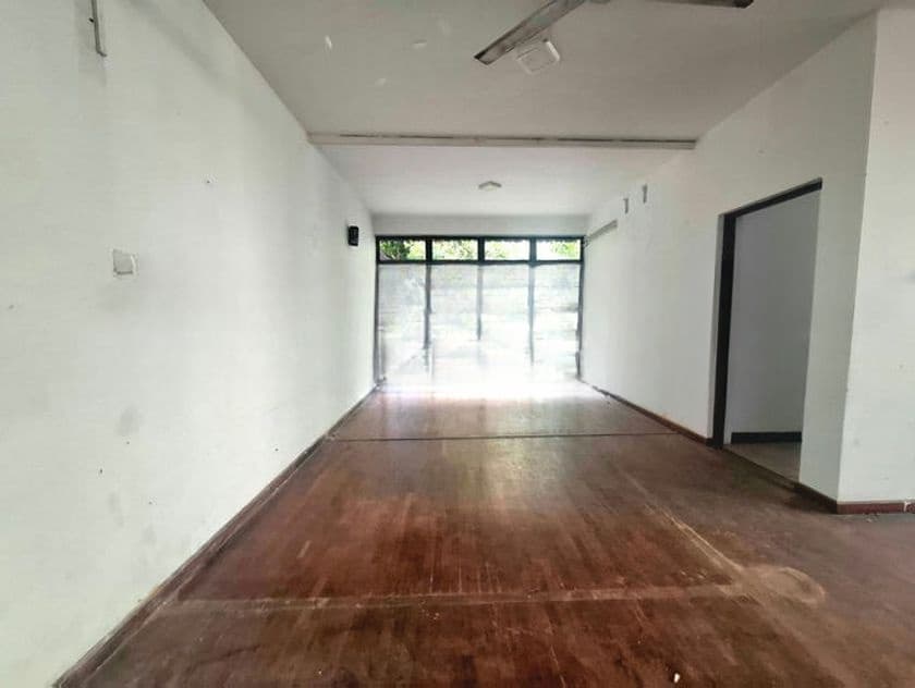 Commercial Property for Rent in Colombo 07 (A4447)