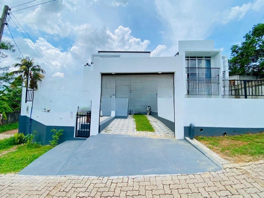 New 3BR Luxury House for Sale in Athurugiriya – With Furniture Option