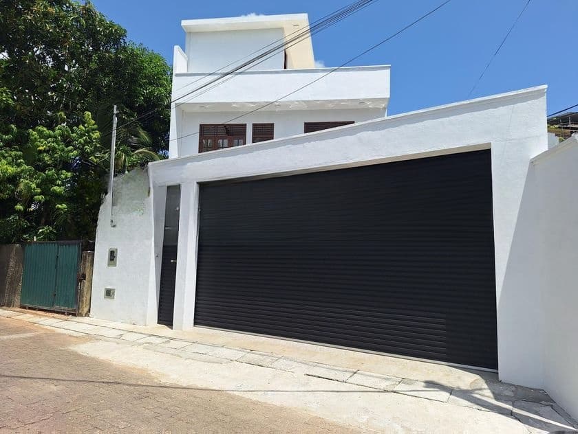 3 Storey Brand New Luxury House for Sale in Boralesgamuwa