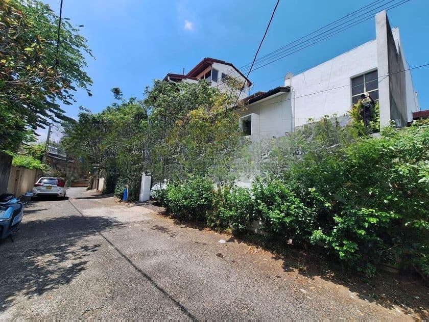 kotte luxury villa style house for sale