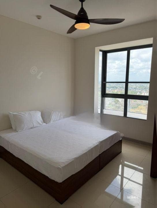 High-Floor Furnished 2BR Apartment for Rent at Havelock City
