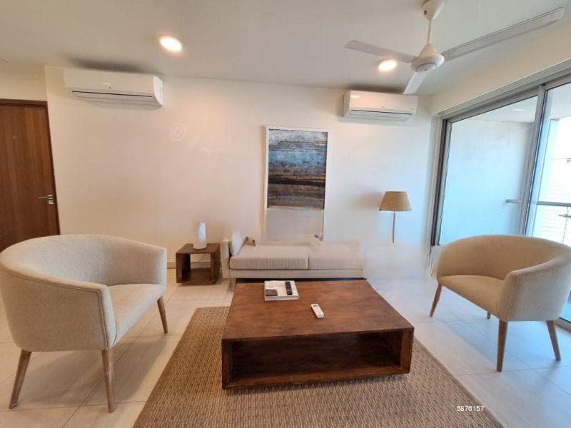 2 bedrooms spacious CCC available for sale - Colombo 2
