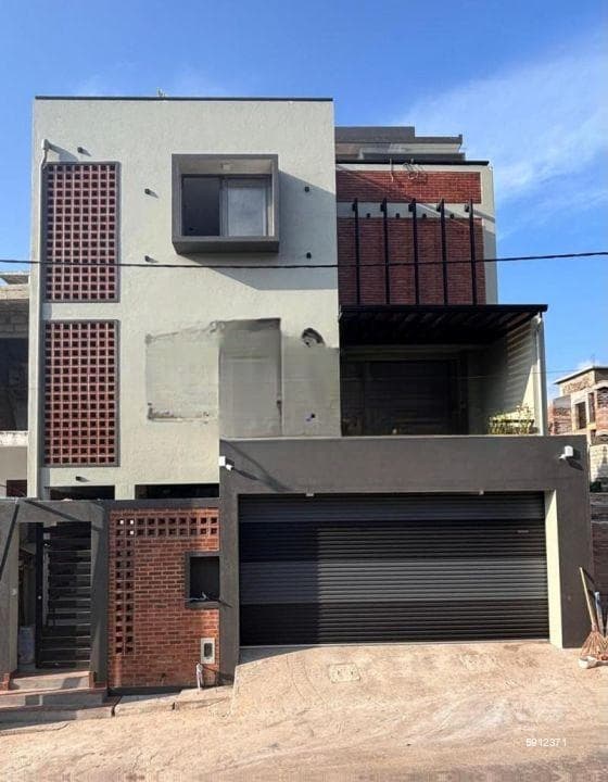 Brand New 4 Bedroom House for Sale – Moratuwa | LKR 68,500,000 (EM153RK)
