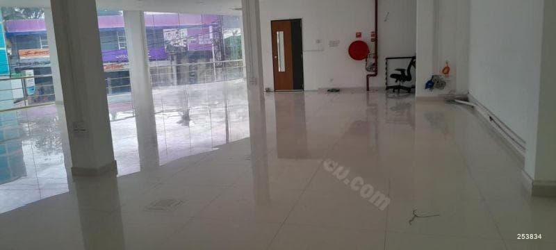 Office space for rent in Colombo 8 for Rs. 165 ,000/ lakhs (per month) for 1000 sqft, Total floor area 3100sqft