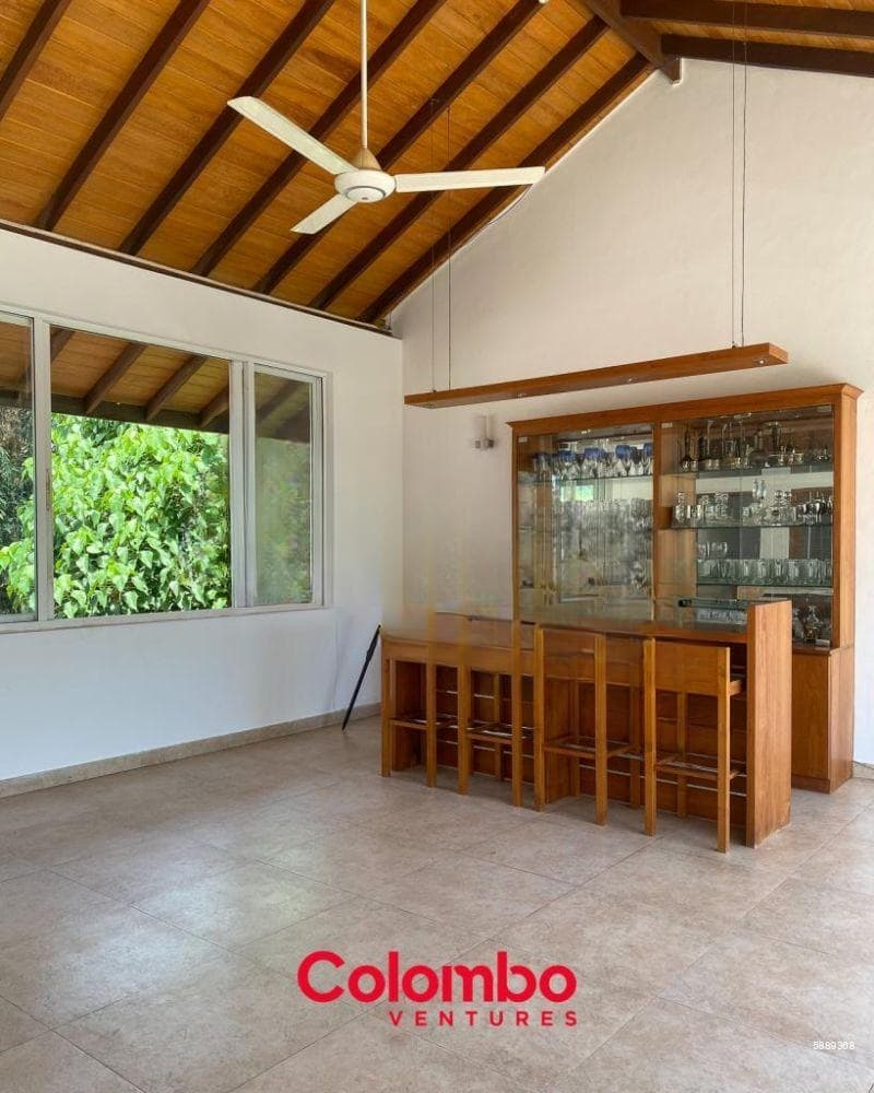 Nawala House – 4 Room Waterfront 4,000sqft 22 Perch Modern House for SALE – Nawala 2nd Lane, Rajagiriya (HS-421)