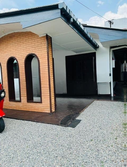Single Storey House for Sale Koswatte Ds44557