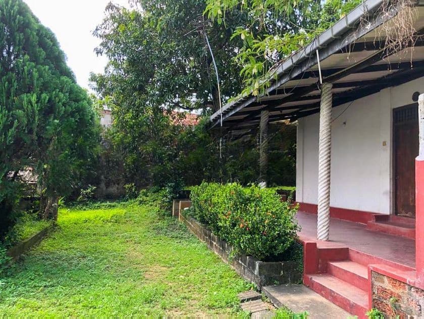 Land for Sale in Nawala
