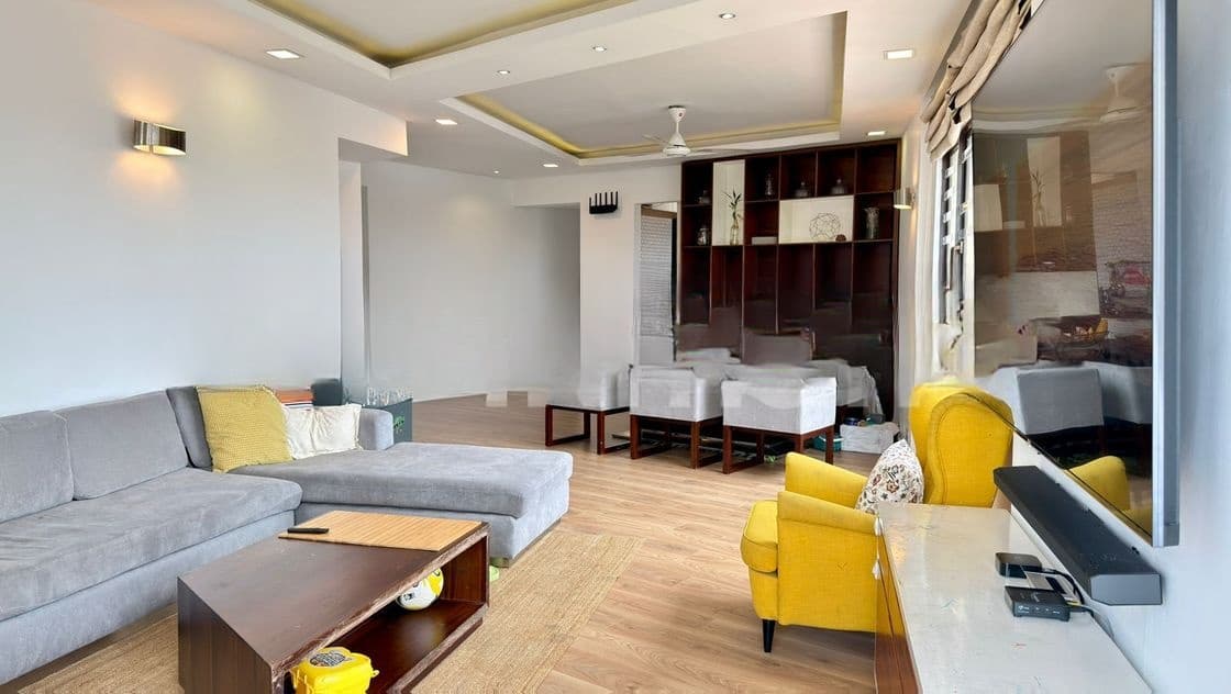 3 Bedroom Apartment at 6th Avenue, Colombo 05 (C7-10148)