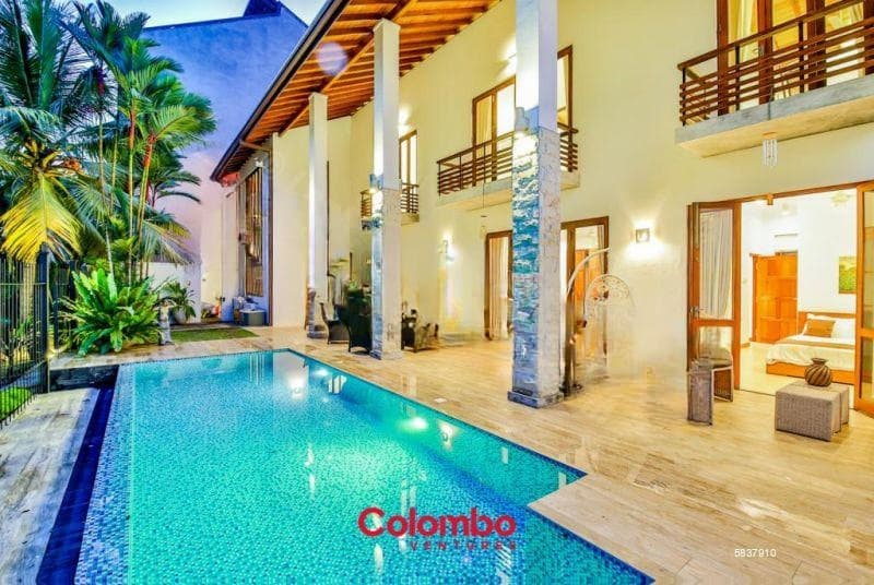 4 Room Waterfront Fully Furnished Luxury Modern House for RENT – Nawala (Fully Solar Powered / Backup Generator)